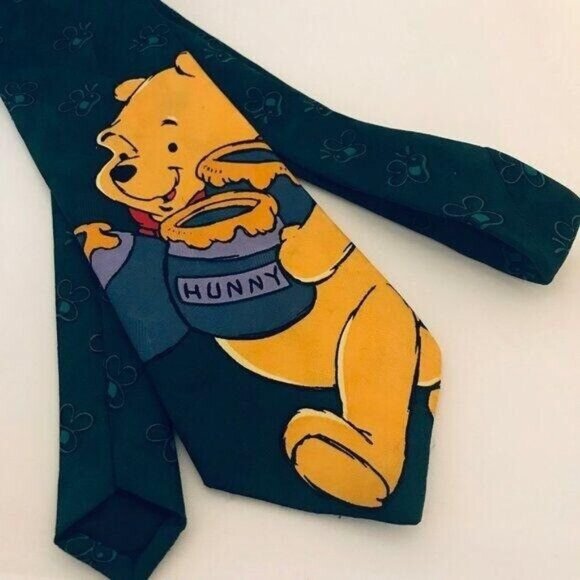 #1719 VTG Pooh Disney novelty necktie - Picture 1 of 4